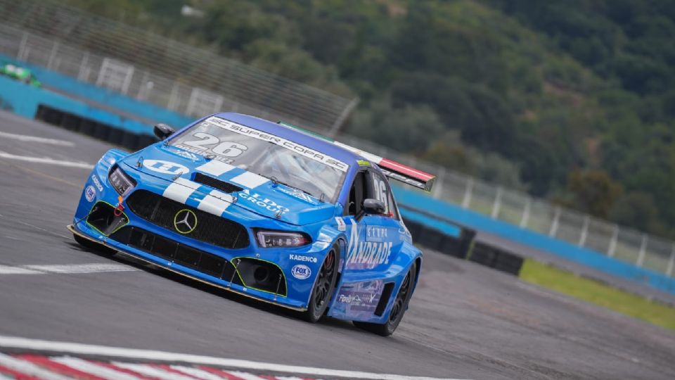 Los pilotos de Alessandros Racing siguen demostrando su talento en la pista.