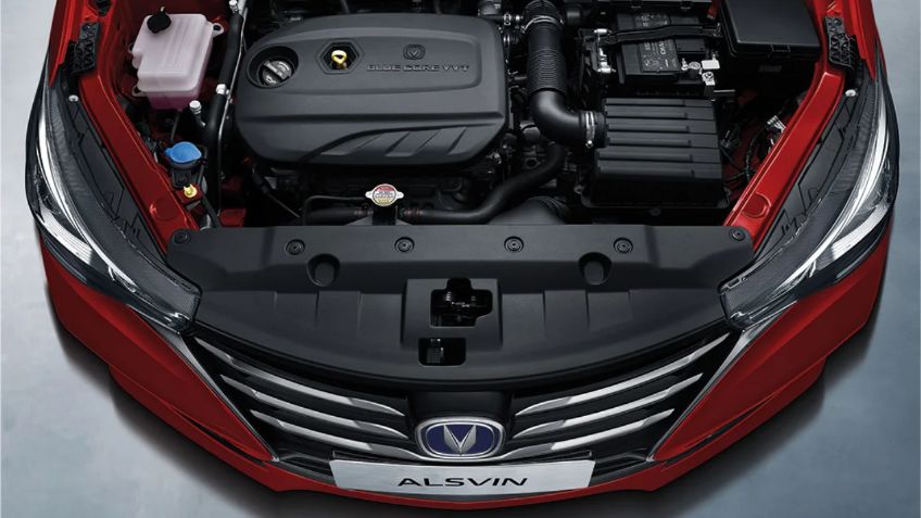 Tres autos asiáticos que puedes comprar por menos de 400,000 pesos cada uno