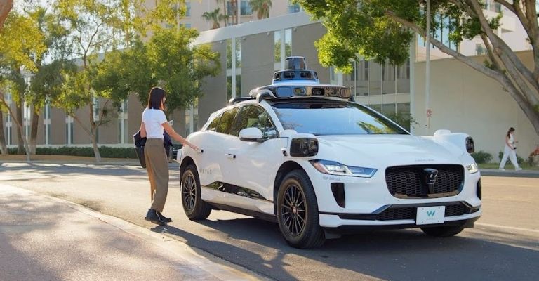 Waymo, autos eléctricos y autónomos