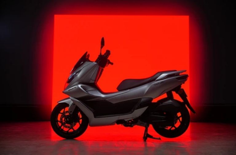 Cuánto cuesta el scooter CFMoto 150SC