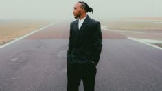 ¿Cuál es el superdeportivo Ferrari que se vio en la primera visita de Lewis Hamilton a Maranello, Italia?