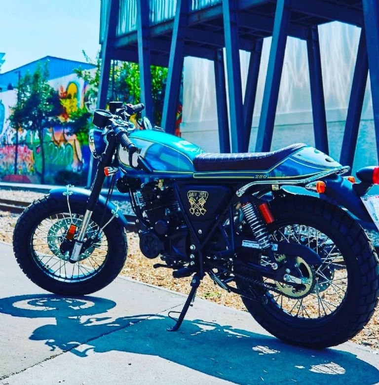 Qué precio tiene la moto Carabela Dirty Jack en 2025