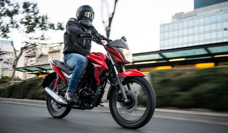 Cuánto cuesta la moto deportiva Honda CBF 125
