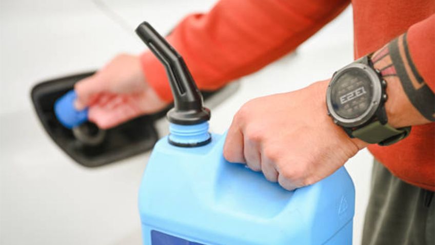 Riesgos de transportar gasolina en garrafas o bidones