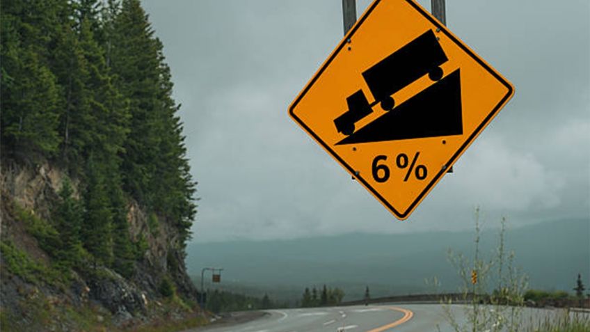 Errores de conducción más comunes en carreteras con descensos pronunciados