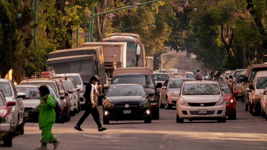 En redes, capitalinos denuncian dificultades para conseguir citas para licencia permanente