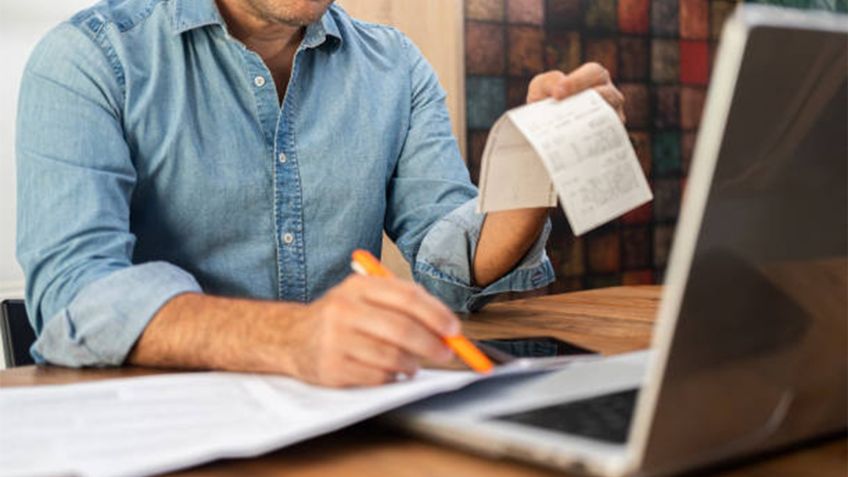 ¿Por qué el SAT puede rechazar la deducción de un auto en tu declaración?