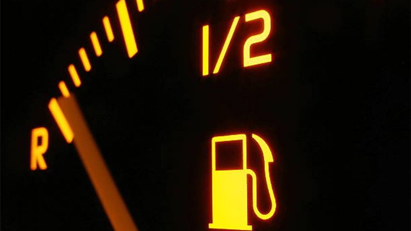 ¿Cómo calcular el rendimiento real de la gasolina de tu auto sin depender del indicador de tablero?