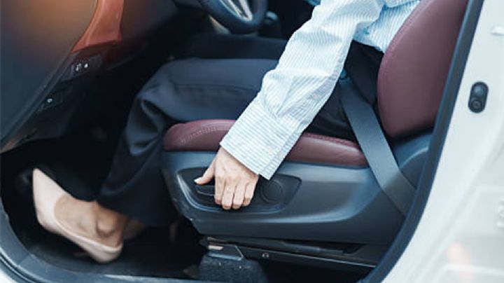 ¿Cómo ajustar el asiento del auto para evitar lesiones y mejorar el manejo?