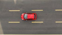 Foto que representa a ¿Conviene usar el control crucero para ahorrar gasolina en carretera?