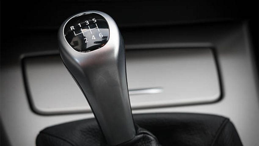 Autos automáticos vs manuales: ¿cuál consume más gasolina?
