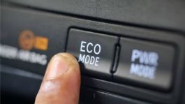 Foto que representa a La verdad detrás del modo ECO: cuánto combustible realmente ahorra y en qué situaciones no funciona