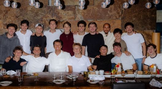 Pilotos de la F1 celebran su tradicional cena de fin de año