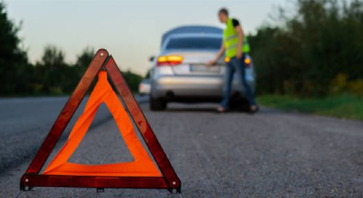 ¿Cómo funcionan los puntos de auxilio y asistencia mecánica en carreteras concesionadas en México?