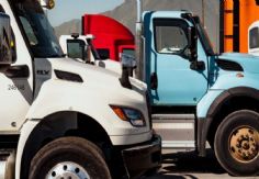 Foto ilustrativa de nota Bajan 56.9% las ventas de camiones en Noviembre