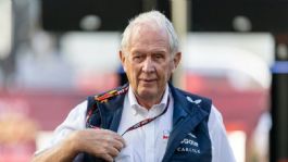 Foto que representa a Red Bull hace oficial la salida de Helmut Marko