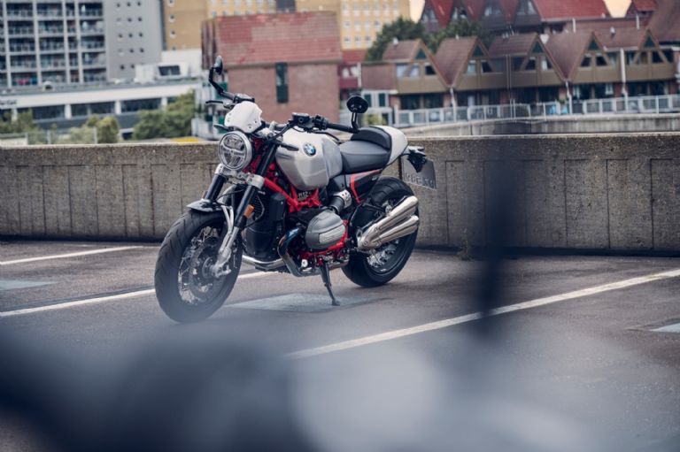 Cuál es la velocidad máxima de la BMW R 12 nineT