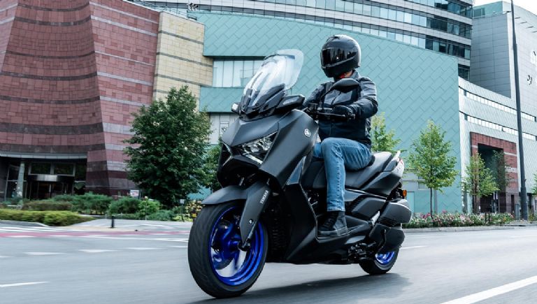 Cuál es la máxima velocidad del scooter Yamaha XMAX 300 2025