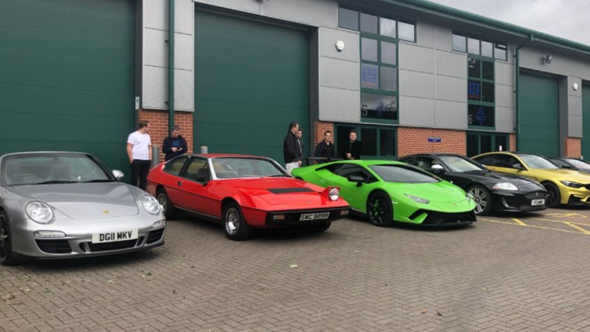 Joven millonario tiene más de 75 hypercars en su garage, ¡qué envidia!