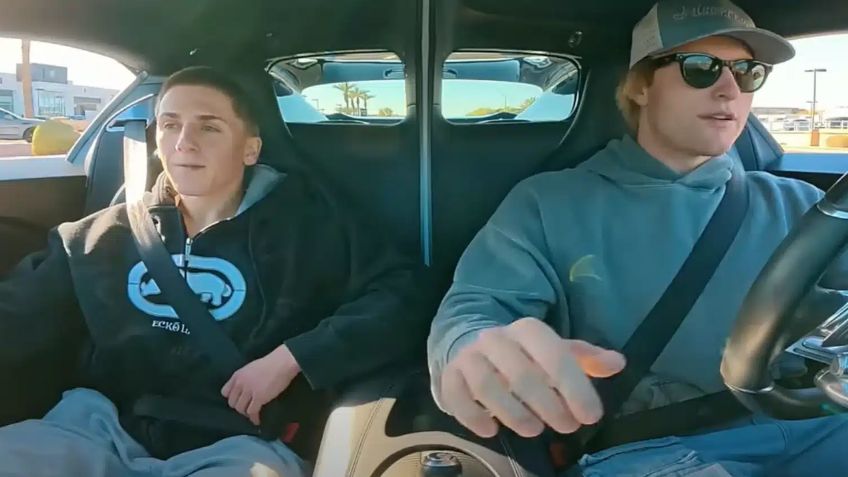 Viral: Youtuber de Arizona da paseos a sus suscriptores en un Bugatti Chiron