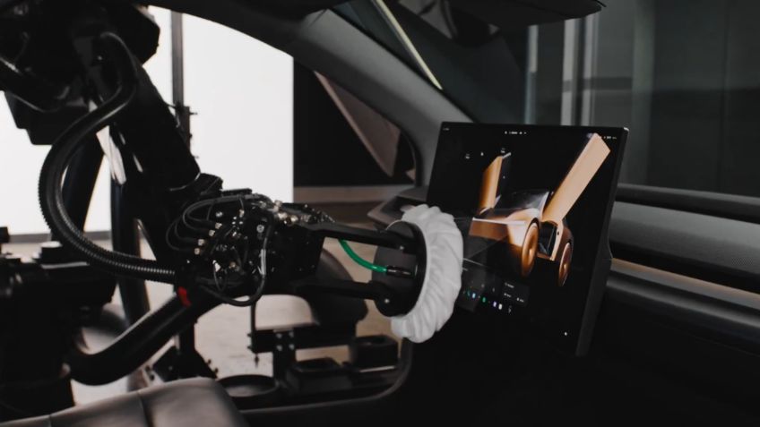 VIDEO: Así es robot aspiradora para el Cybercap autónomo de Tesla