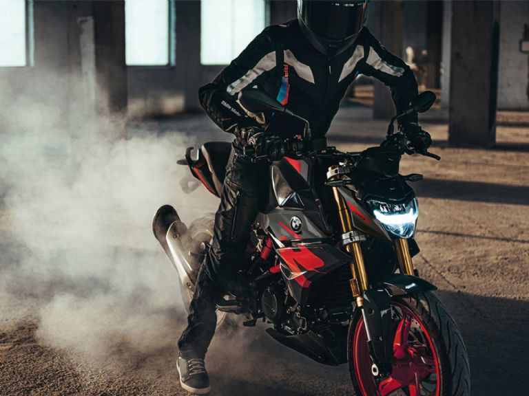 Características de la moto BMW G 310 R 2025