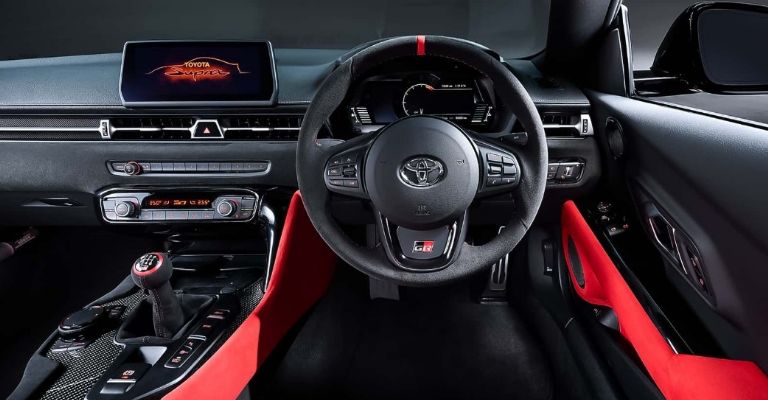 Interior del Supra