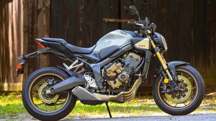 Honda CB650R E-CLUTCH 2025: Características, precio y especificaciones de esta moto naked