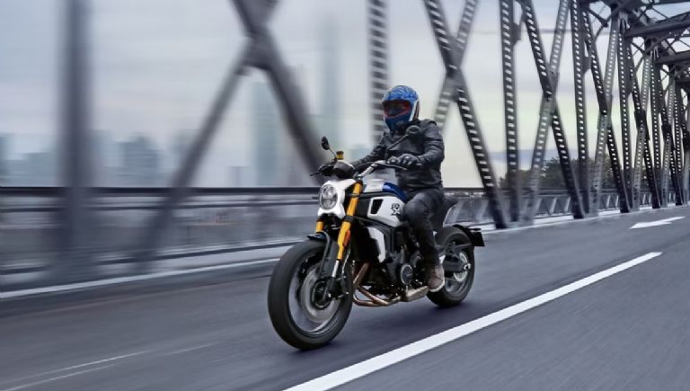 Este es el precio de la CFMoto 700CL-X Heritage 2025