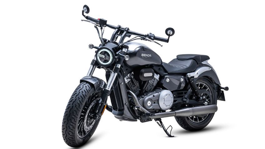 Benda Rock 300: Una moto tipo bobber con tecnología moderna