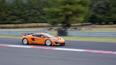 McLaren 570s GT4: Así se siente este auto exclusivo al correrlo en pista