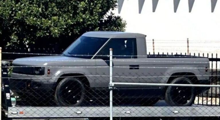 SUV eléctrico de Amazon, Jeff Bezos, Slate Auto, Autos eléctricos, Electromovilidad, SUV eléctrico