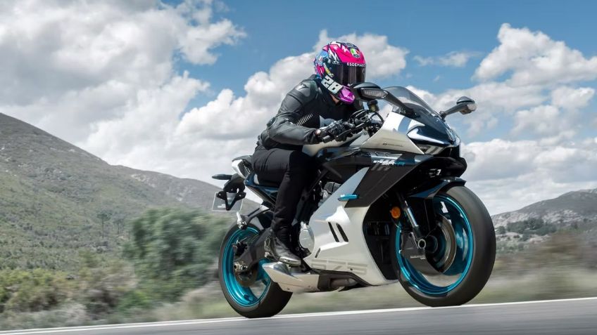 CFMoto 675SR-R 2025: Una moto china inspirada en las pistas que ya se encuentra disponible en México