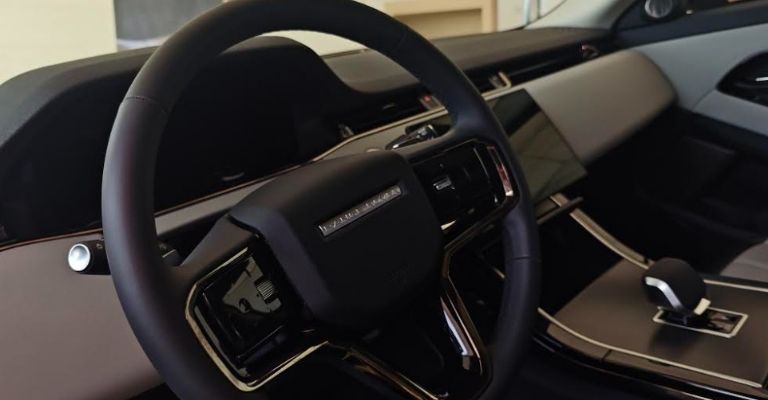 Interior Evoque 2025