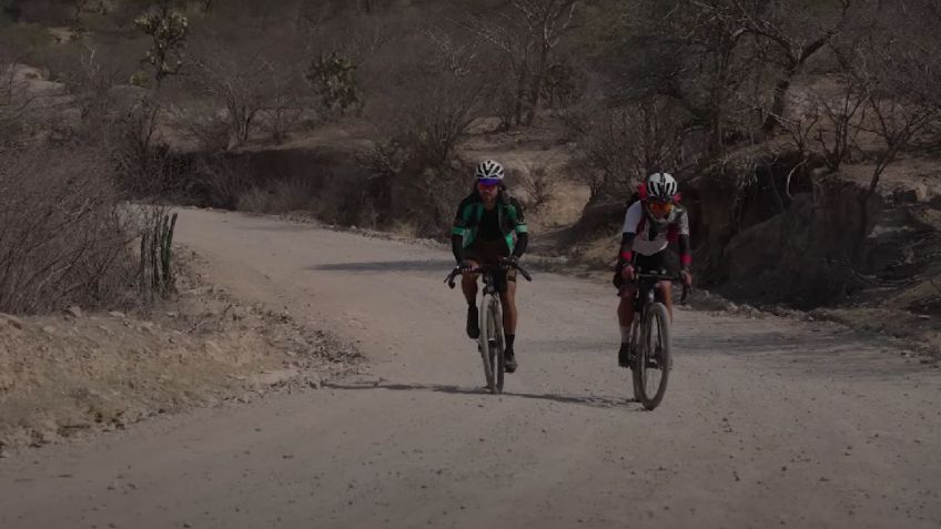 Ciclistas pedalean 800 kilómetros de CDMX a Puerto Escondido, Oaxaca en Le Tour de Frankie 2025