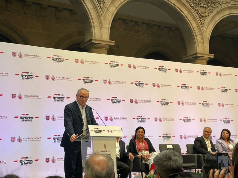 Stefano Domenicali quiere seguir viendo a los aficionados mexicanos