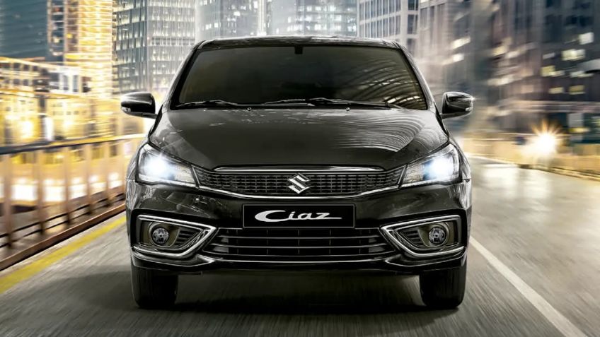 Este es el sedán que puedes comprar por 318,000 pesos, ¡bueno, bonito y barato!