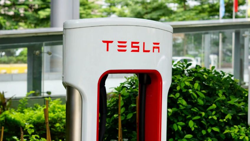 Un mapa de los supercargadores de Tesla, muestra como la marca está adueñándose de E.U.A