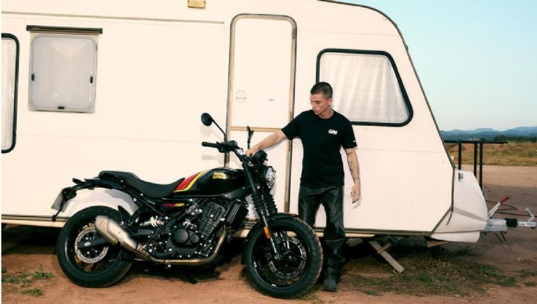 Royal Enfield GRR 450 será competencia directa de la Triumph Speed 400