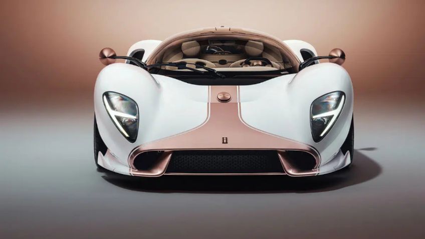 Este De Tomaso de 1.78 millones de dólares tardó 6 años en construirse, ¡y por fin está listo!