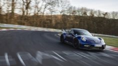 ¡Porsche bate el récord del auto manual más veloz del mundo! Se puso a prueba en Nürburgring