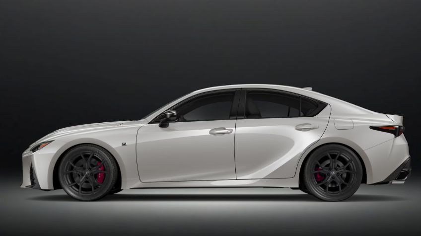 Lexus IS 500 Ultimate Edition 2025: Grandeza y lujo en un solo sedán