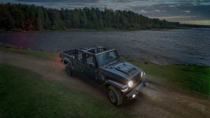 Jeep Gladiator Dark Sky: Esta camioneta descapotable ahora luce más imponente