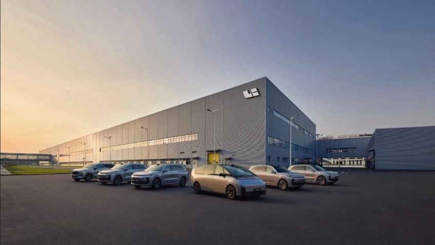 Li Auto i8: Uno de los vehículos eléctricos chinos con una de las cargas más rápidas del mundo