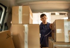 Foto ilustrativa de nota ¿Qué es la “última milla” dentro de la cadena de logística y por qué es tan importante?