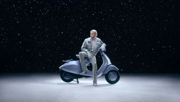 Una belleza enigmática de Vespa