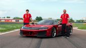 Foto ilustrativa de la nota titulada: Lewis Hamilton y Charles Leclerc manejan el nuevo Ferrari F80 en la pista de Fiorano
