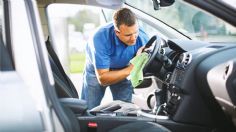¿Cómo mantener los interiores de tu auto limpios y en buen estado?