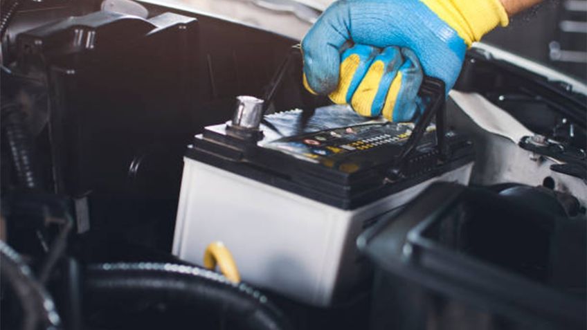 Señales de que la batería de tu auto está por fallar
