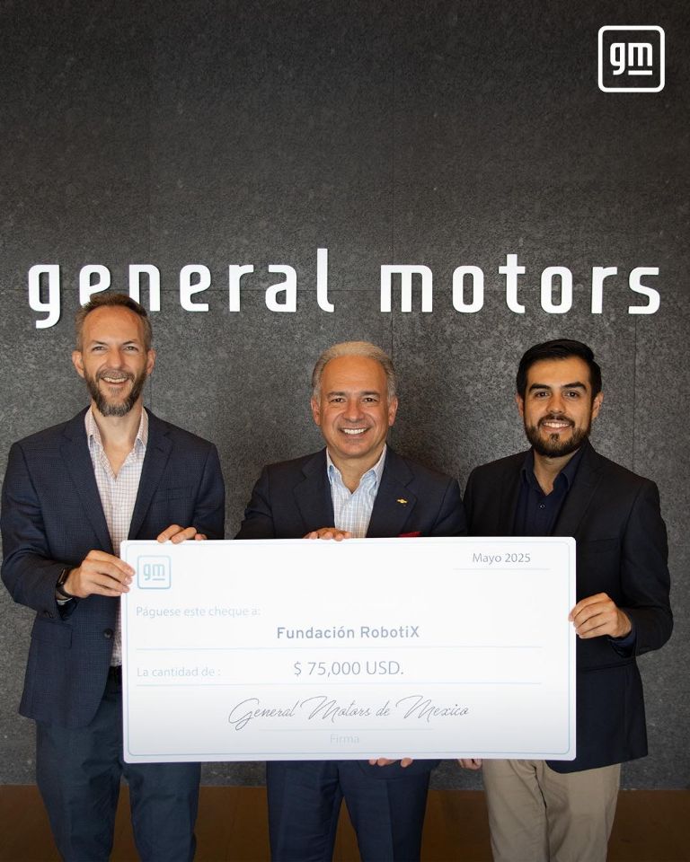 Fundación RobotiX y Educación Para Compartir promueven el enfoque educativo STEM